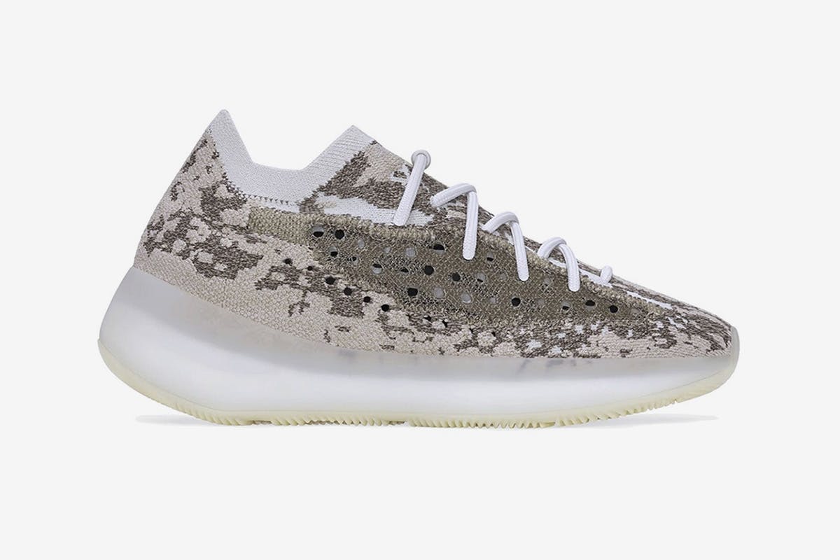 Yung 1 vs yeezy 380